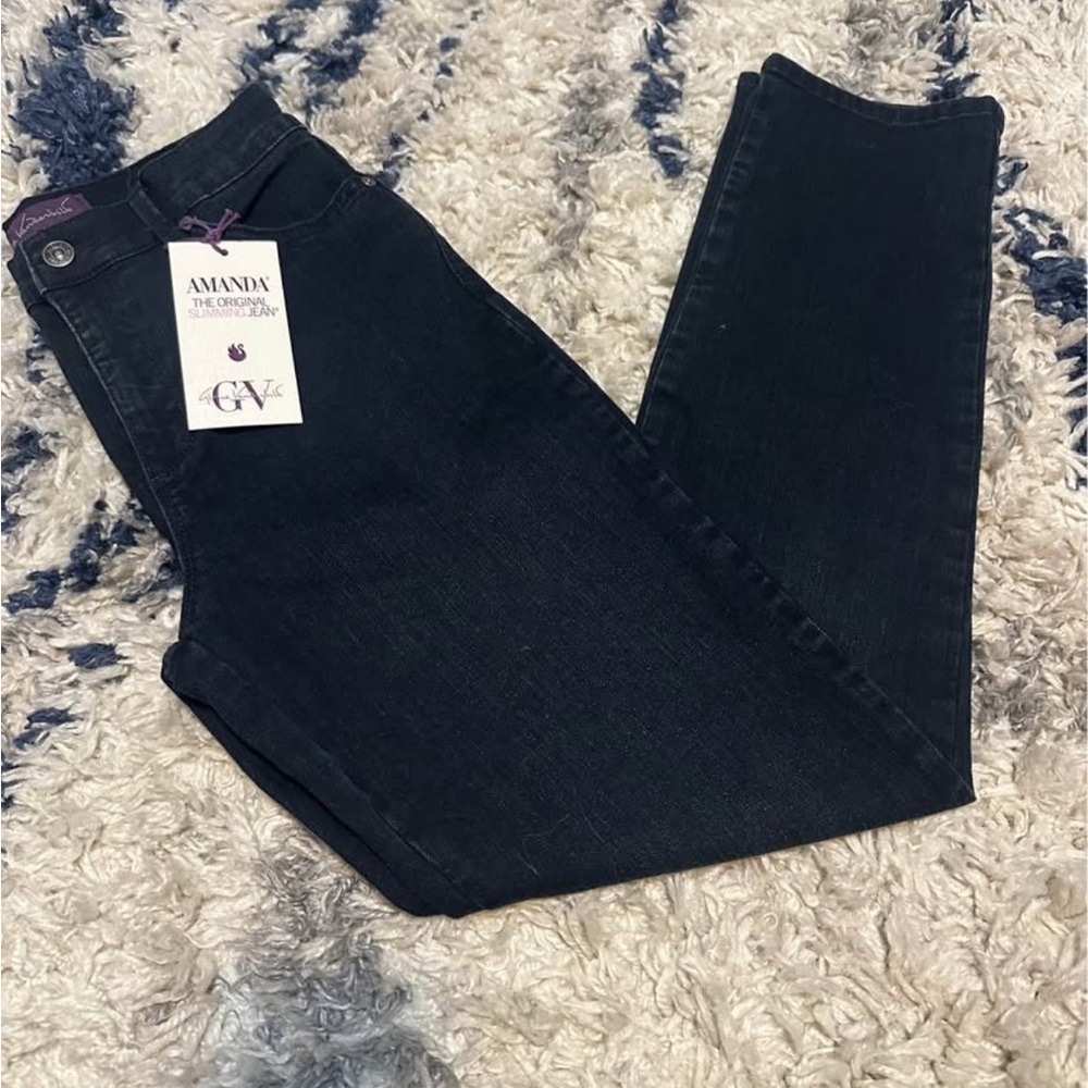 Gloria Vanderbilt ‘Amanda’ 6 Average Jeans NWT